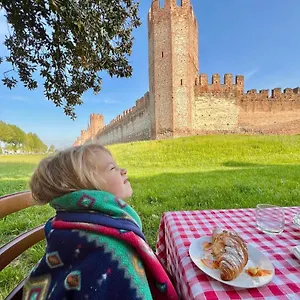https://medieval-palace-private-luxurious-suite-per-la-dolce-vita.hotelinveneto.com